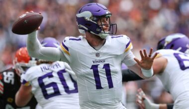 Vikings bring back Carson Wentz, adding to QB depth
