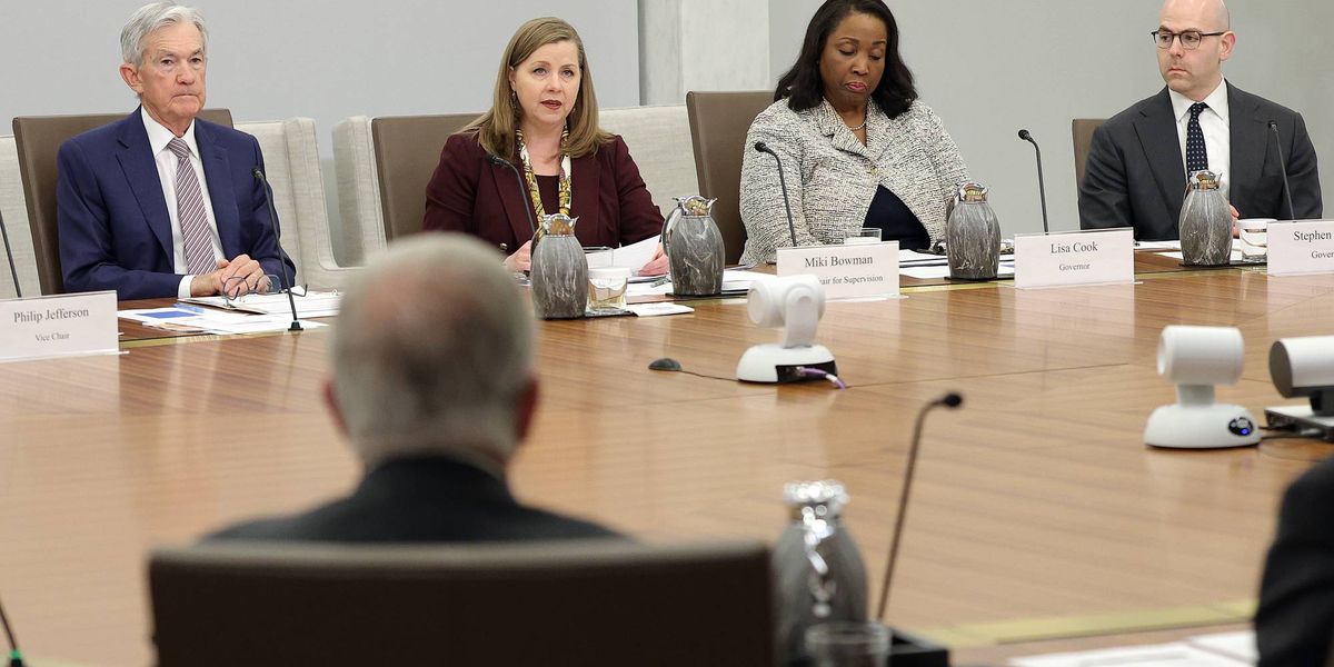 Trump Admin Readies Big Gift for Wall Street While Waging War, Gutting Aid Programs