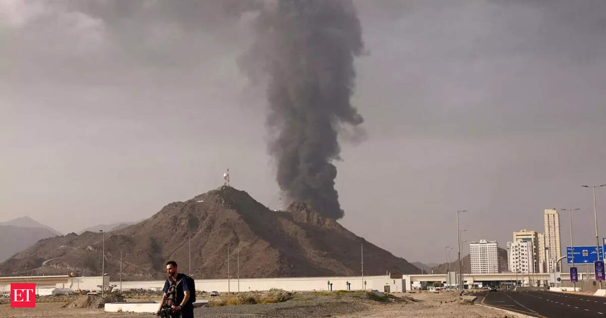 Middle East war likely to trigger global inflation shock; India relatively insulated: SBI Research