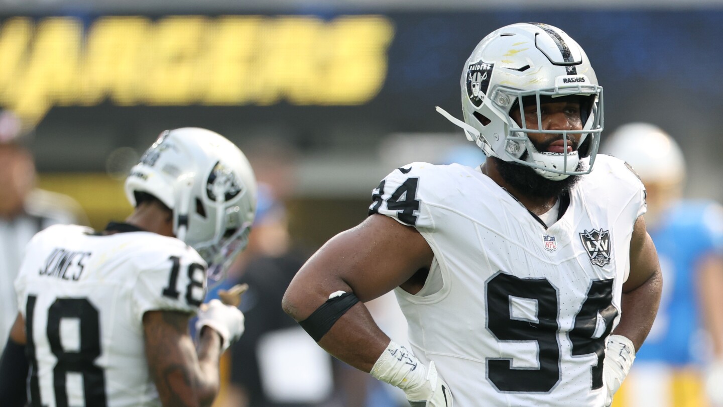 Report: Christian Wilkins intends to play in 2026