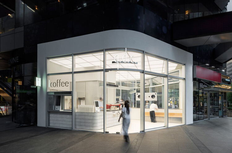 Gangnam q.d.c / Indiesalon - Interior Photography, Glass