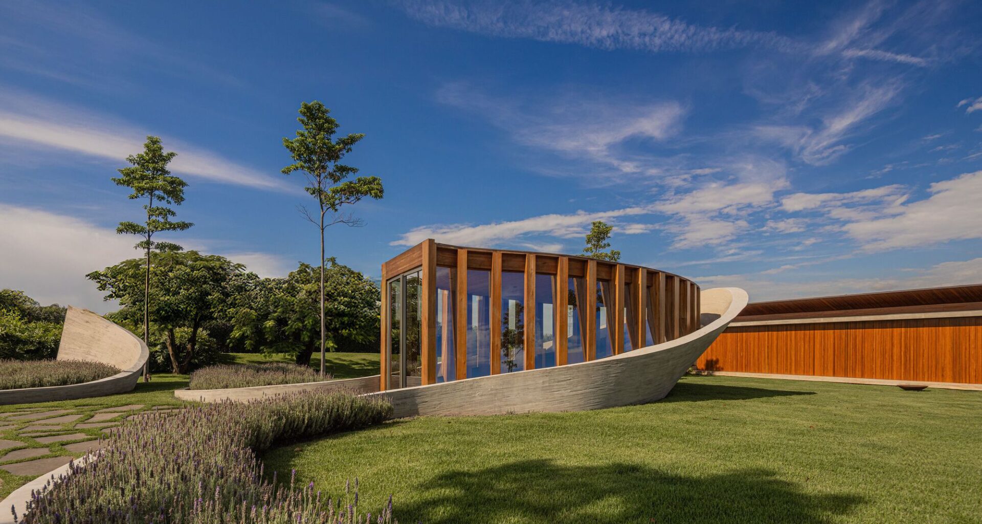 Nest Chapel / Felipe Caboclo Arquitetura