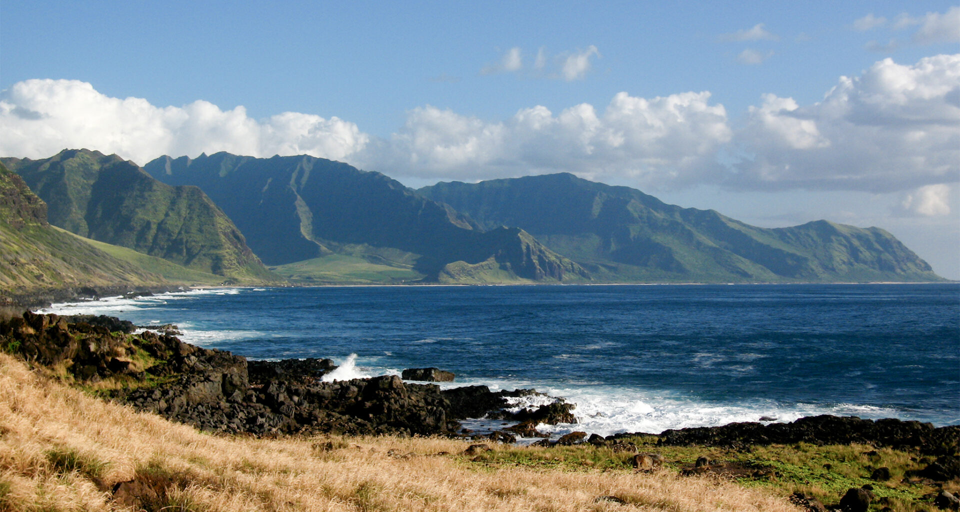 Stranded couple rescued from Oahu floods after writing ‘SOS’ on beach