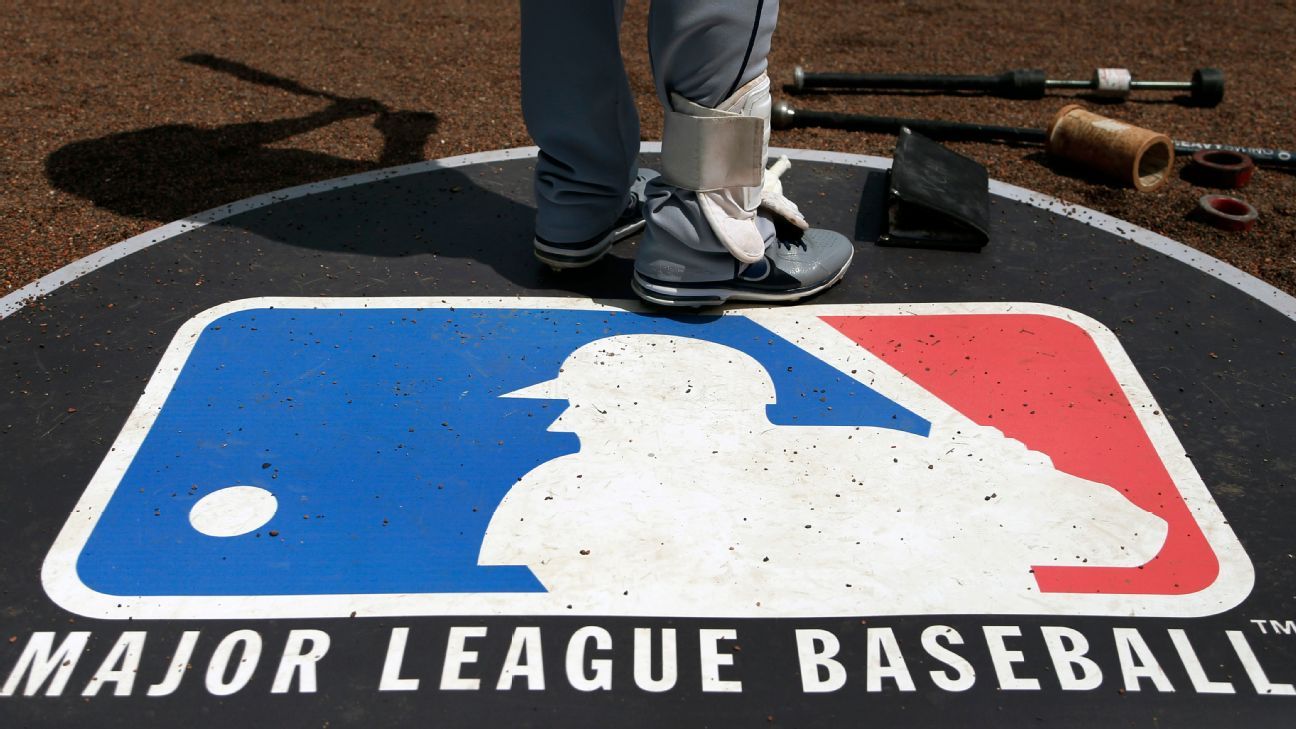 Foreign-born players in MLB drops to lowest percentage since 2002