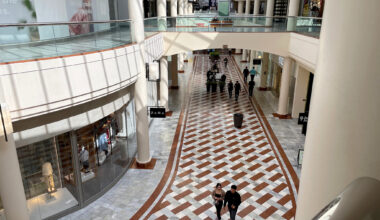 Pop star shows love to San Francisco's Stonestown mall on new album