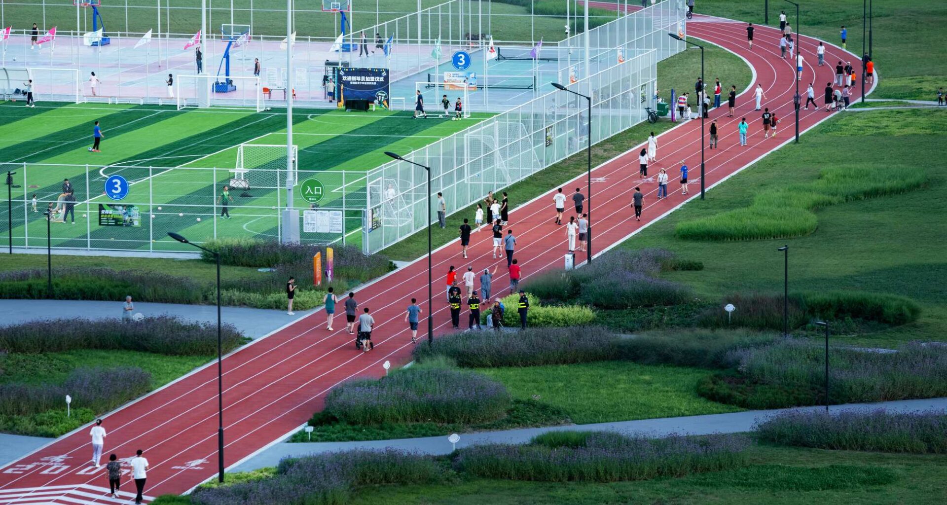 Beijing Haidian Xiaojiahe Green Dynamic World / DDON