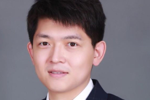 WANG Yunhe, Director of Huawei Noah's Ark Lab, Resigns