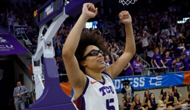 Women's March Madness 2026: Previews, live updates, analysis from Saturday's Sweet 16
