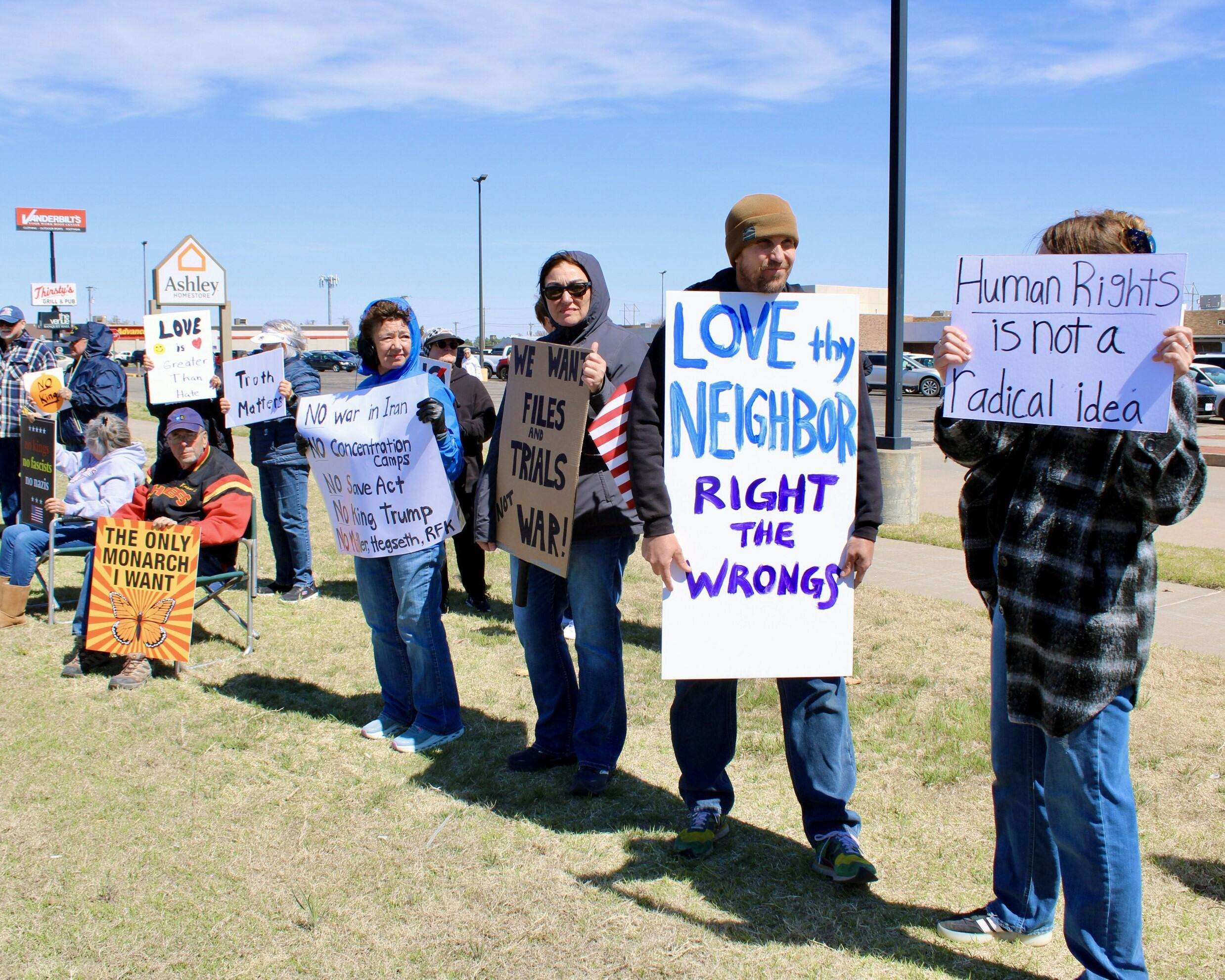 No Kings rally in Hays, Kansas -Photo by Tony Guerrero/Hays Post