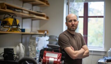 Oregon researchers discover ‘ideal glass’ — mathematically