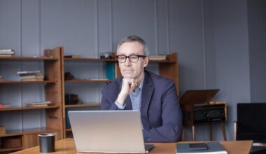 Retiring Early? Here's 1 Concession You May Want to Make if the Stock Market Crashes.