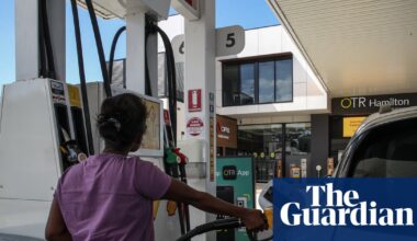 Distancing himself from Trump and a badly waged war in Iran might be the smartest move Albanese can make | Petrol prices