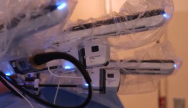 Valley doctor performs 3,000th robotically-assisted surgery