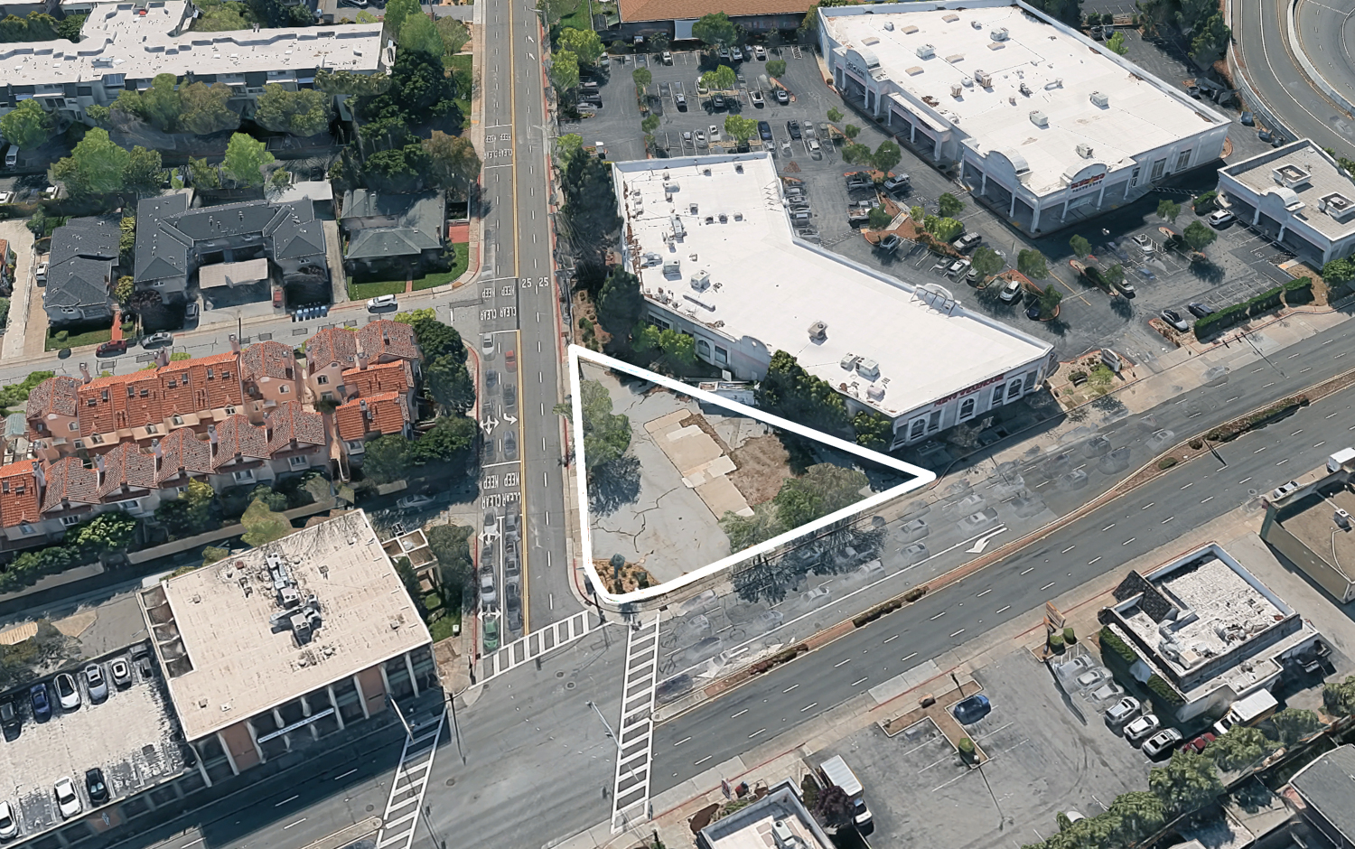 1990 South El Camino Real, image via Google Satellite