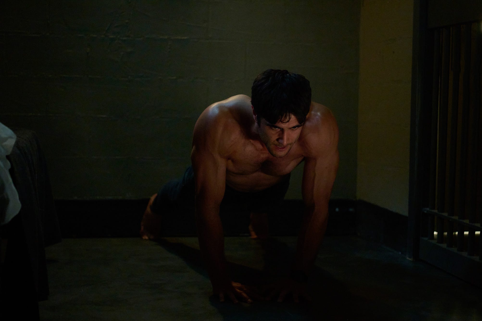 embargo 16032026 tane parata in home and away