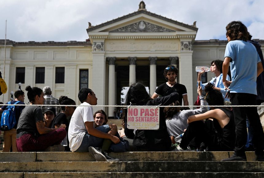Students gather in front of the University of Havana to protest against disruptions in classes due to energy and internet shortages in Havana, Cuba, March 9/