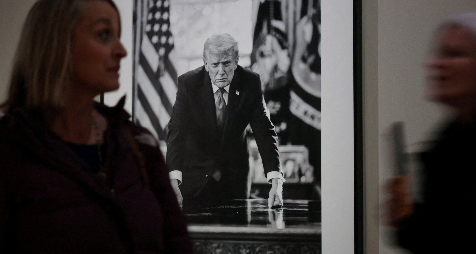 US arts commission approves gold coin stamped with Donald Trump’s face | Donald Trump News