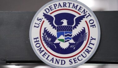 US judge blocks Trump administration from detaining thousands of refugees | 1450 AM 99.7 FM WHTC