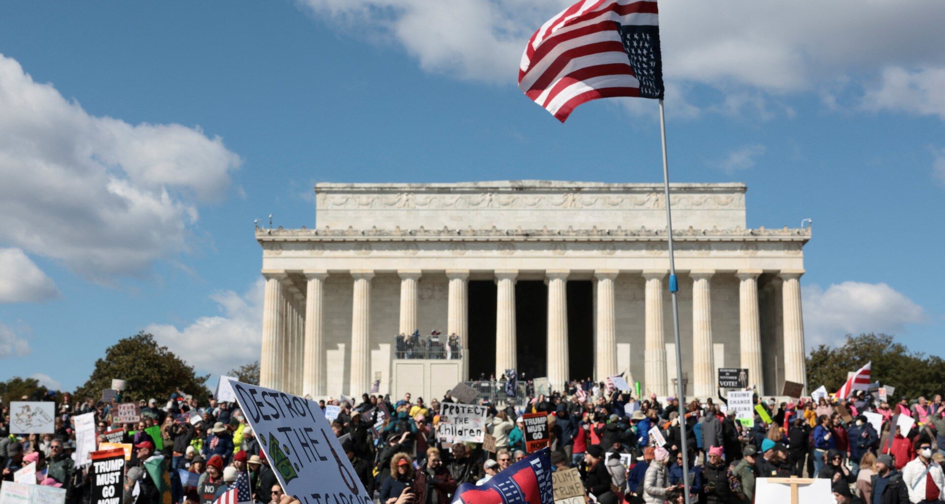 ‘No Kings’ protests erupt across the US, with a Minnesota focus | Protests News