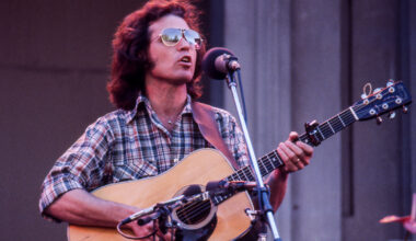 'Country' Joe McDonald, '60s rock star and proud protest counterculture icon, dies at 84