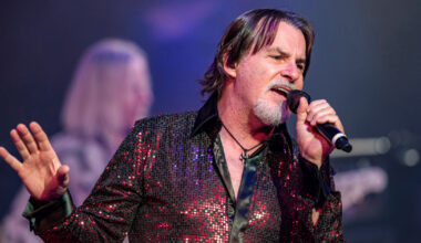 Tommy DeCarlo, who became the longtime singer of Boston after a Myspace tribute, dies at 60