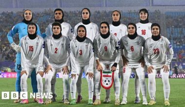 Inside the Australian hotel where Iranian footballers escaped to claim asylum - BBC