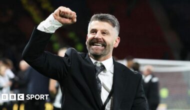 Stephen Robinson won the League Cup with St Mirren earlier this season