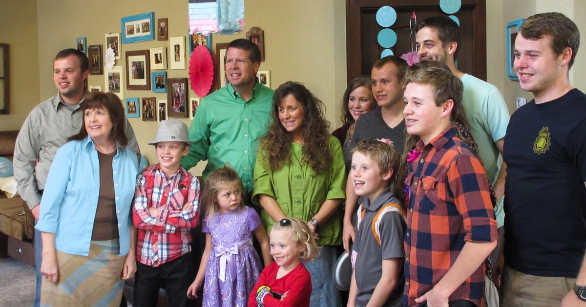 Kendra Duggar, wife of Joseph Duggar, charged with child endangerment after husband's arrest
