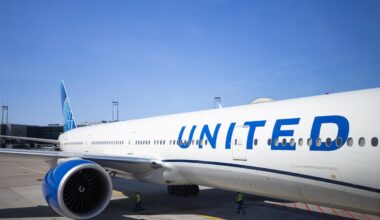 United Airlines to cut 5% of scheduled flights as fuel prices soar