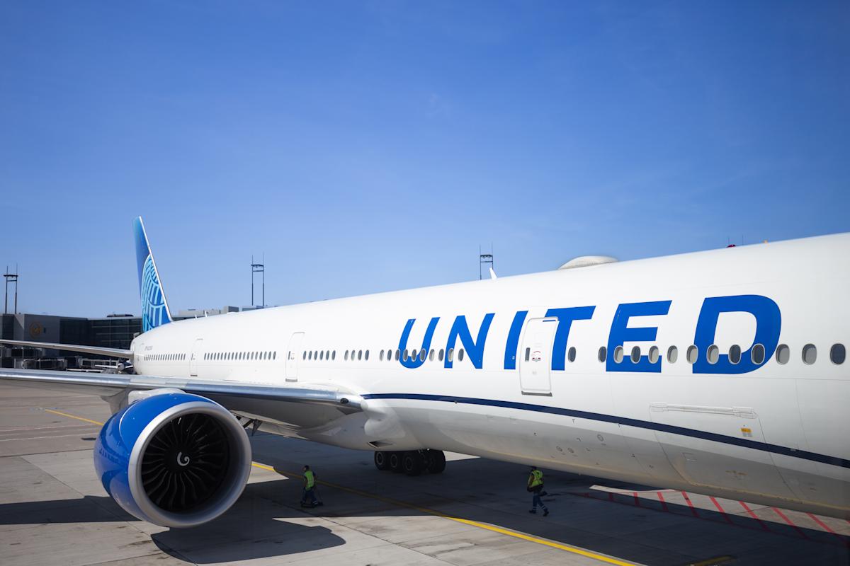 United Airlines to cut 5% of scheduled flights as fuel prices soar