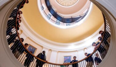 Democrats abandon bid to impose price caps on hospital services