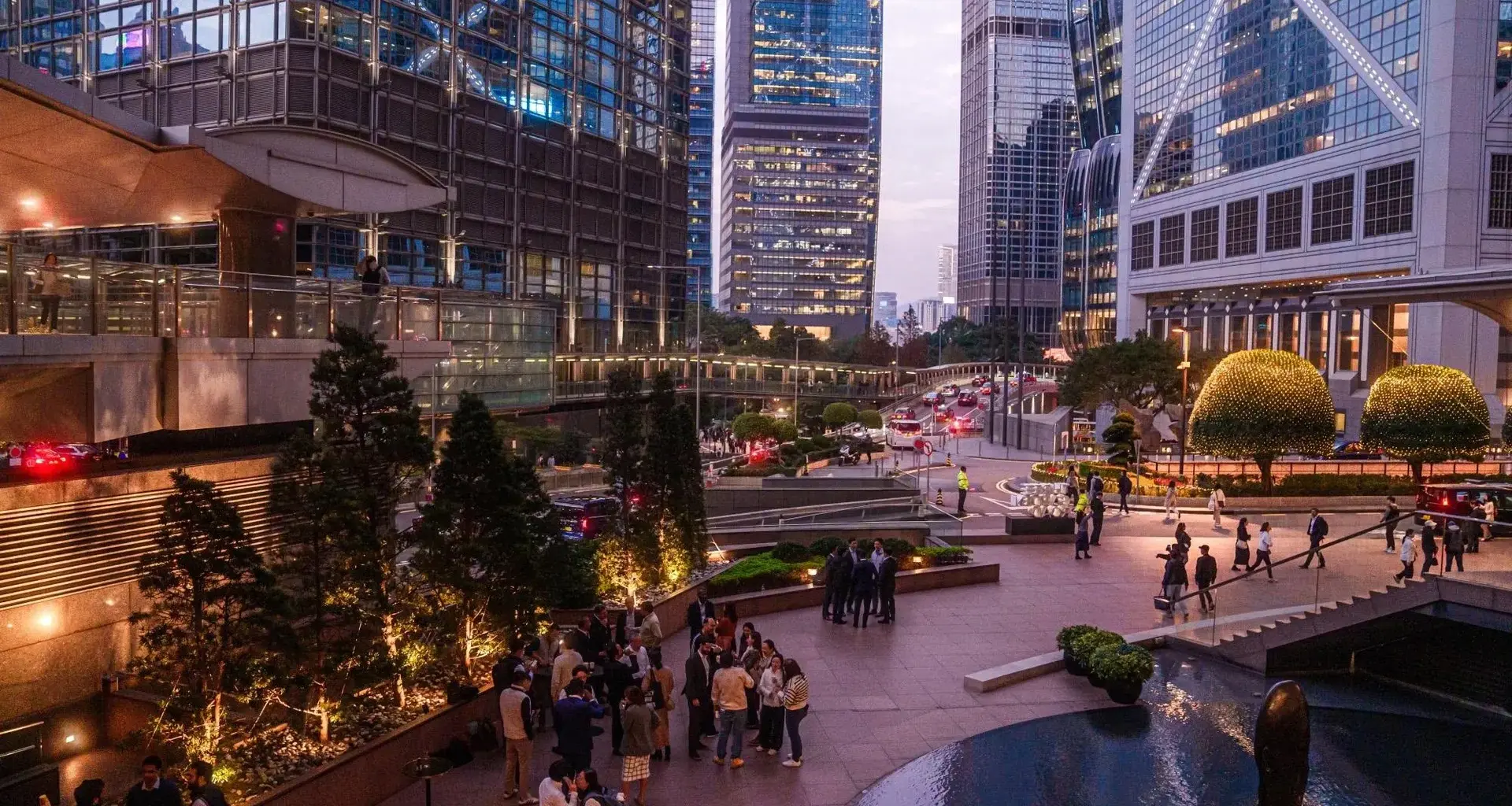 Super rich regain zest for Hong Kong as war stokes Gulf unease