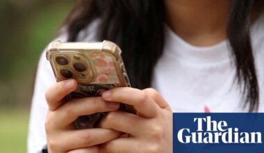 Instagram worse for mental health than WhatsApp, global study finds | Social media