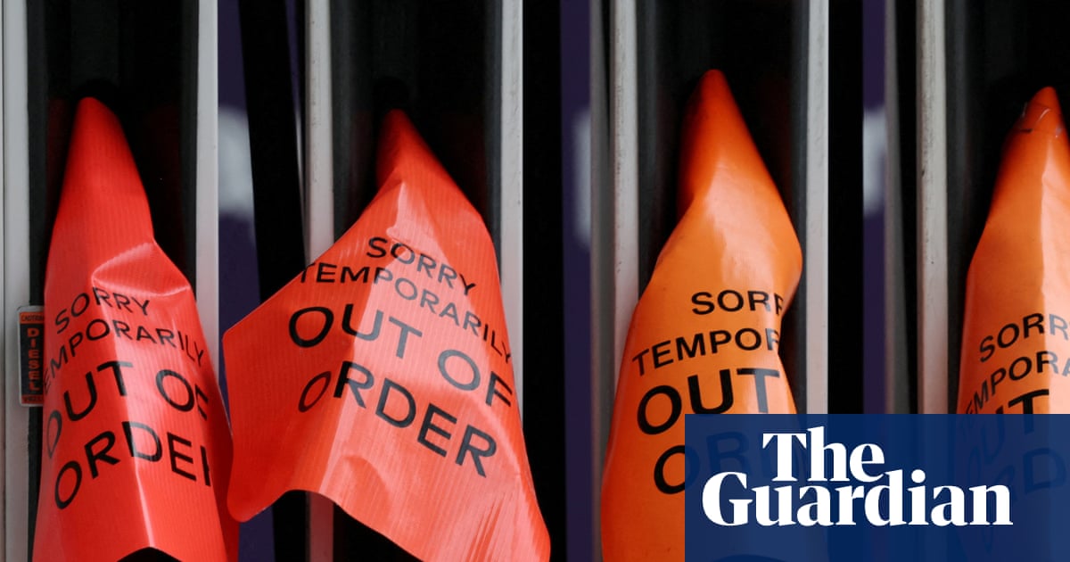 ‘Really significant’: analysts warn top fuel suppliers could cut exports to Australia | Petrol prices