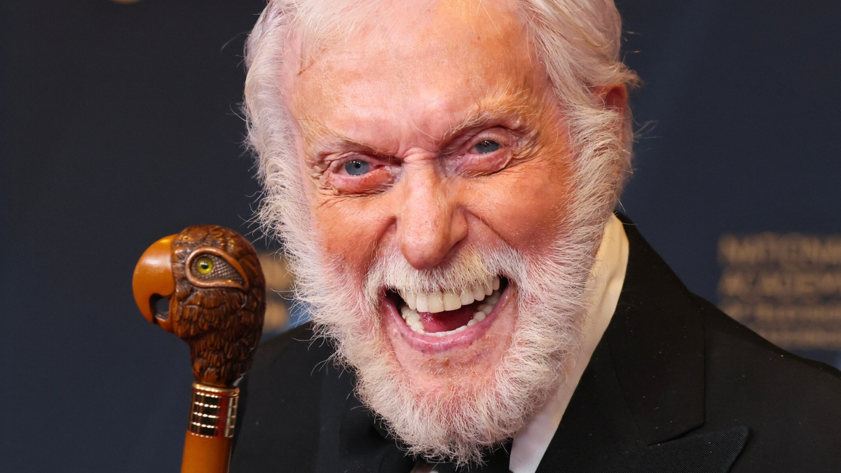 Dick Van Dyke Credits His Longevity to One Habit, And Science Supports It : ScienceAlert