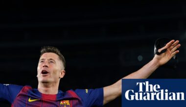 Lewandowski and Raphinha double up as Barcelona run riot against Newcastle | Champions League