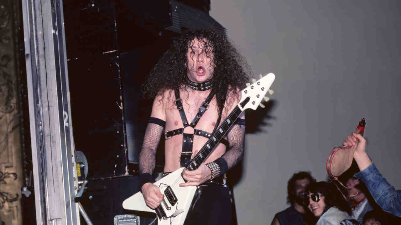Anvil&rsquo;s Steve &lsquo;Lips&rsquo; Kudlow performing onstage in the early 1980s