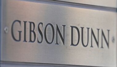 Exclusive-SpaceX taps Gibson Dunn and Davis Polk & Wardwell as legal advisors on blockbuster IPO, sources say