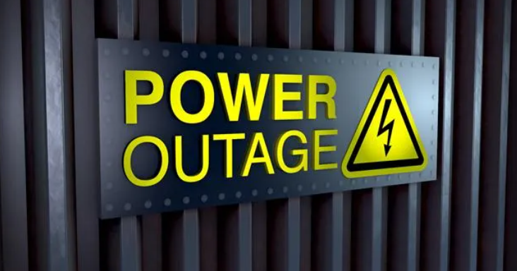 Kona storm knocks out power to thousands; HECO crews working to restore service | Business