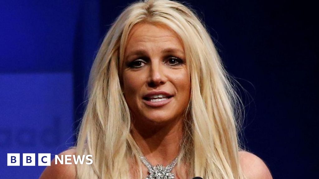 Britney Spears arrested in California on suspicion of driving under the influence - BBC