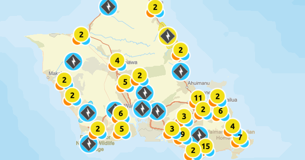 Over 121,000 Hawaiian Electric customers left in the dark amid Kona low storm | Local