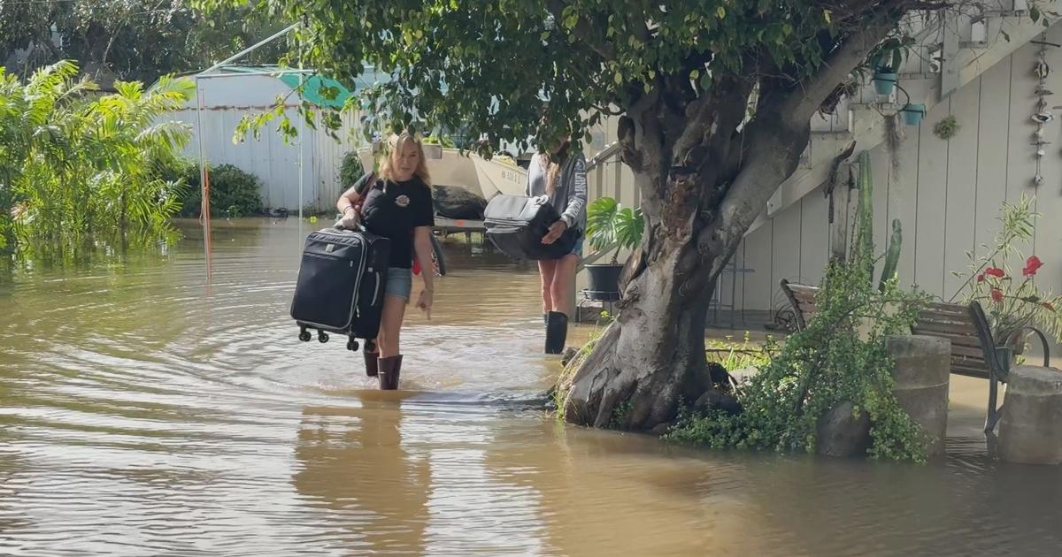 Kailua homes flooded with sewage after heavy storm | News