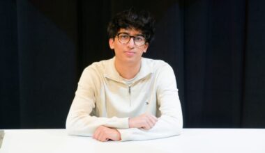 Teen Refused $300,000 to Drop Out of High School and Run AI Startup