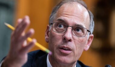 Economist Mark Zandi Flags Threshold for Oil to Trigger a Recession