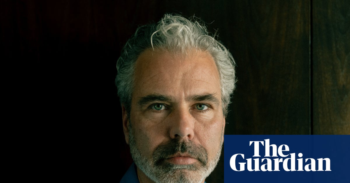 Marriage over, €100,000 down the drain: the AI users whose lives were wrecked by delusion | Health & wellbeing