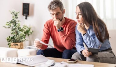 Typical new mortgage costs soar £788 a year in two weeks - BBC