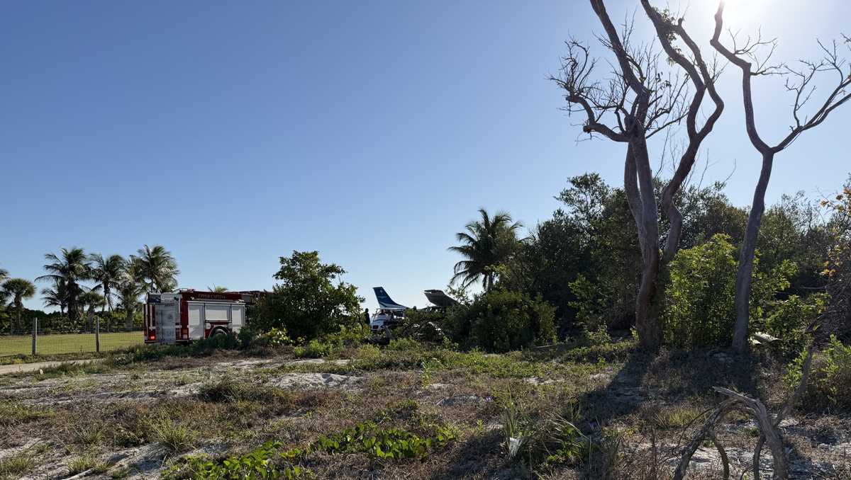 Plane with 4 passengers crashes in North Captiva, no injuries reported