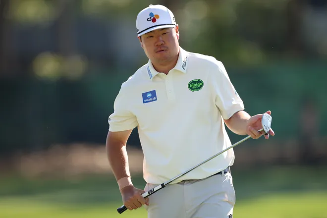 Sungjae Im lines up a putt on the 13th green during the second round of the 2026 Valspar Championship at Copperhead Course at Innisbrook Resort.