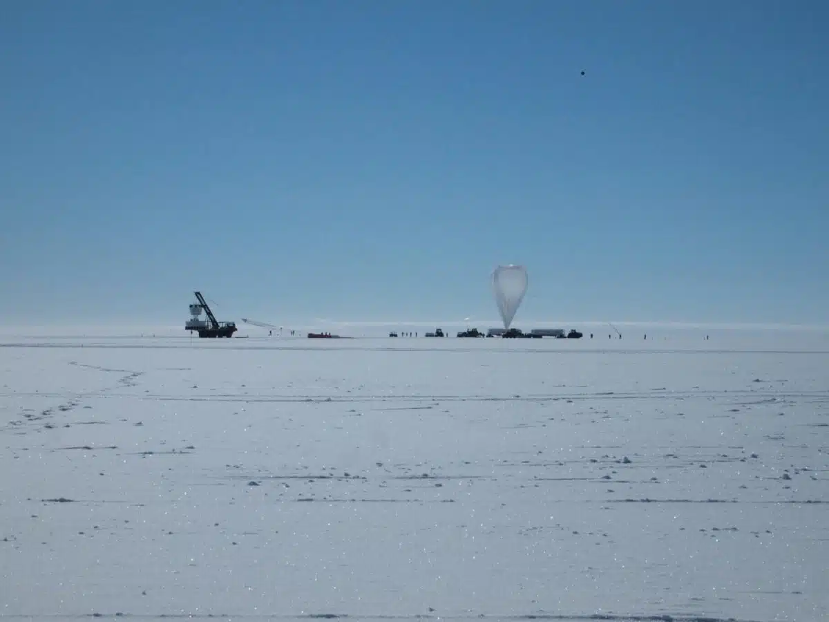 A Scientific Balloon Experiment Operates Above Antarctica
