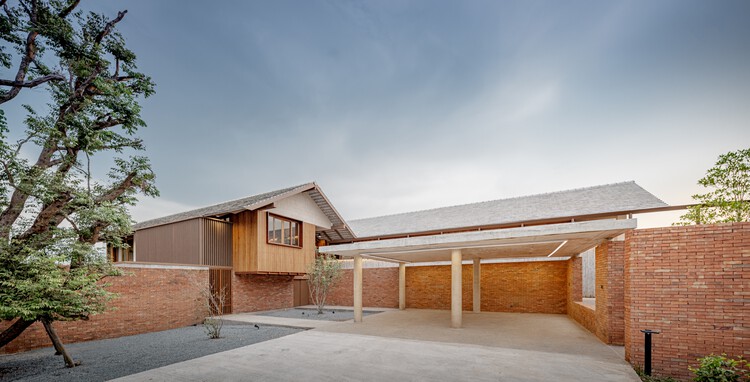 Baan SudSaenSuk / BodinChapa Architects - Image 10 of 33